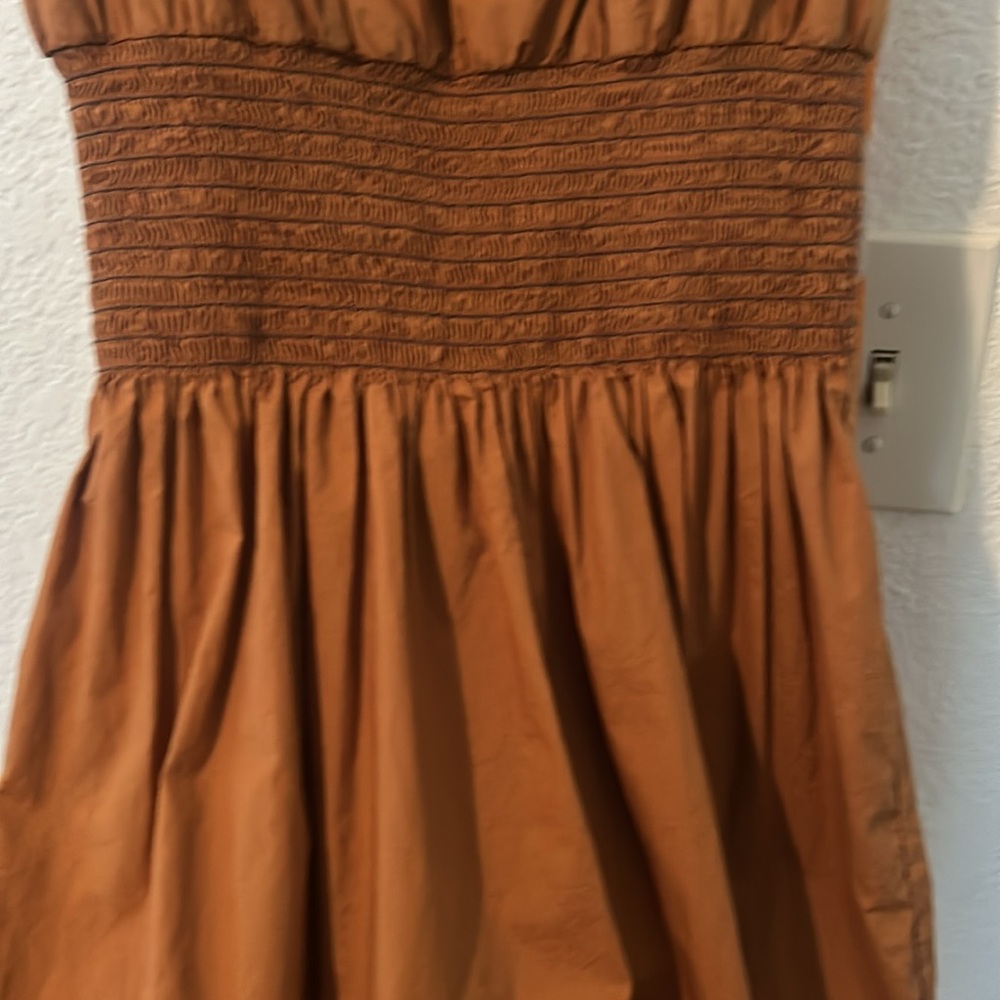 Tan summer dress- no name - vintage find - Picture 2 of 3